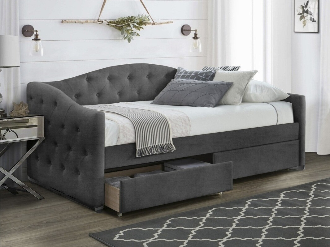 Seng Houston Mane