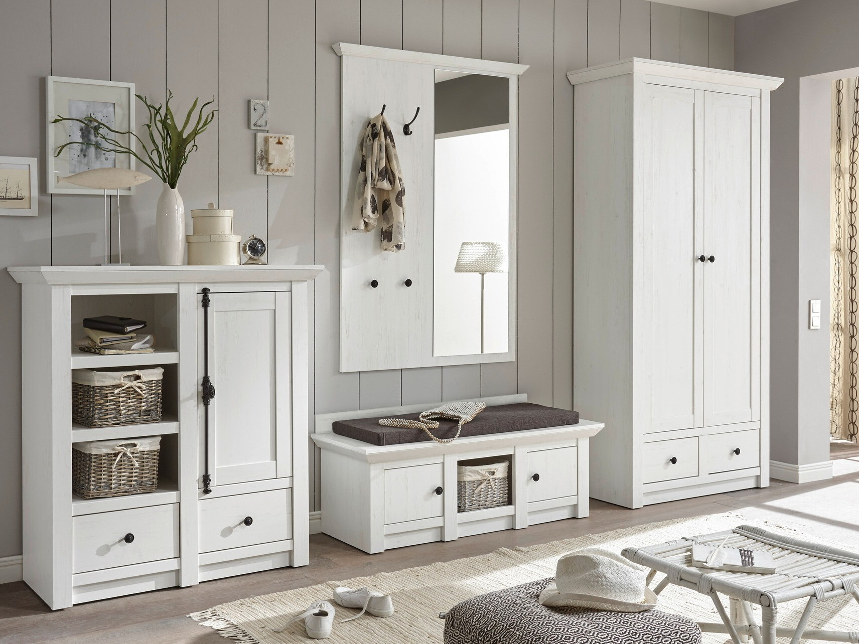 Garderobeskab Marfere 131