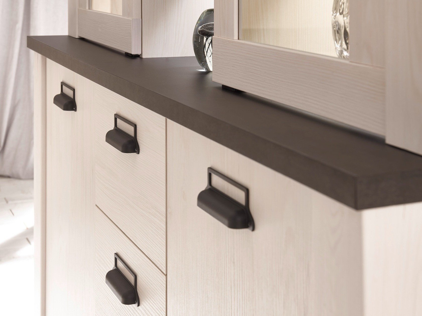 Reol Cirtale 110 (Bleget fyrretræ + Antrahite)