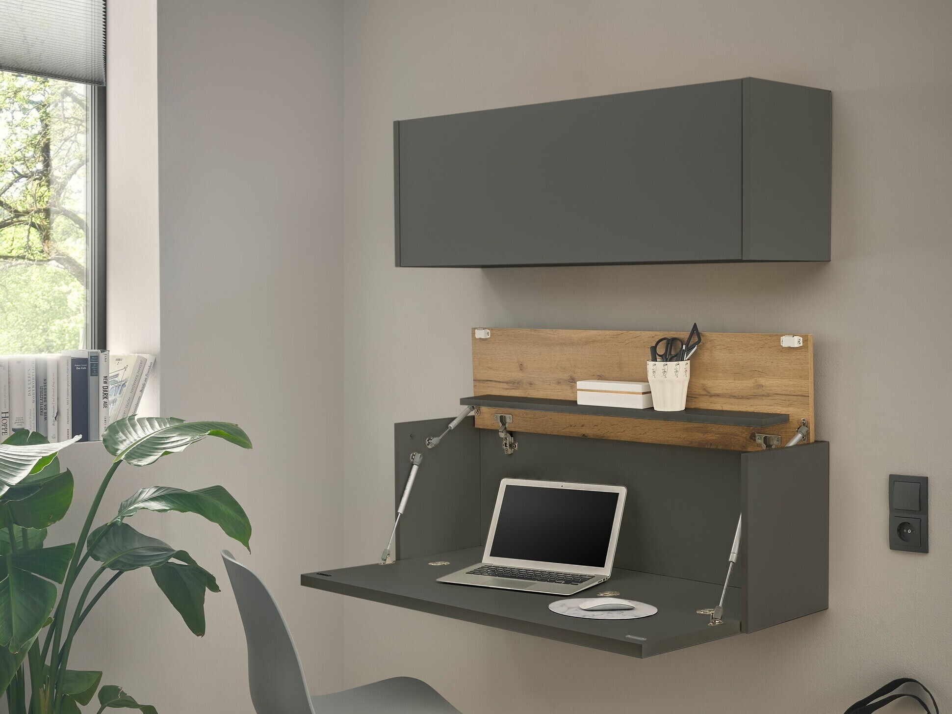 Hjemmekontorsæt Elbsori 158 (Antracit + Wotan eg)