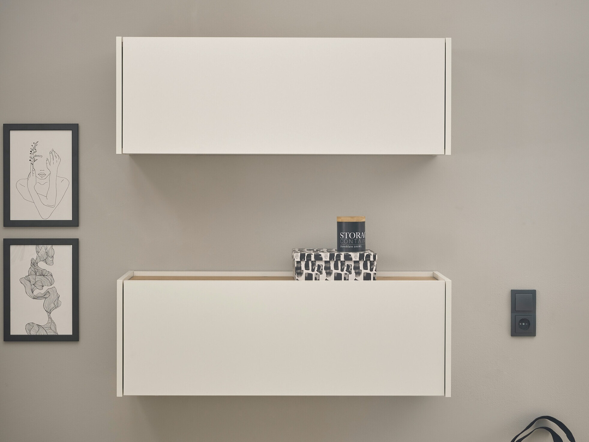 Hjemmekontorsæt Elbsori 158 (Hvid + Wotan eg)