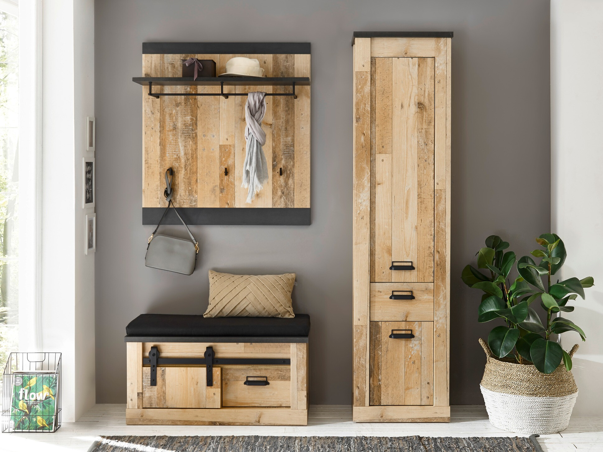 Knagerække Cirtale 126 (Antracit + Modnet træ)