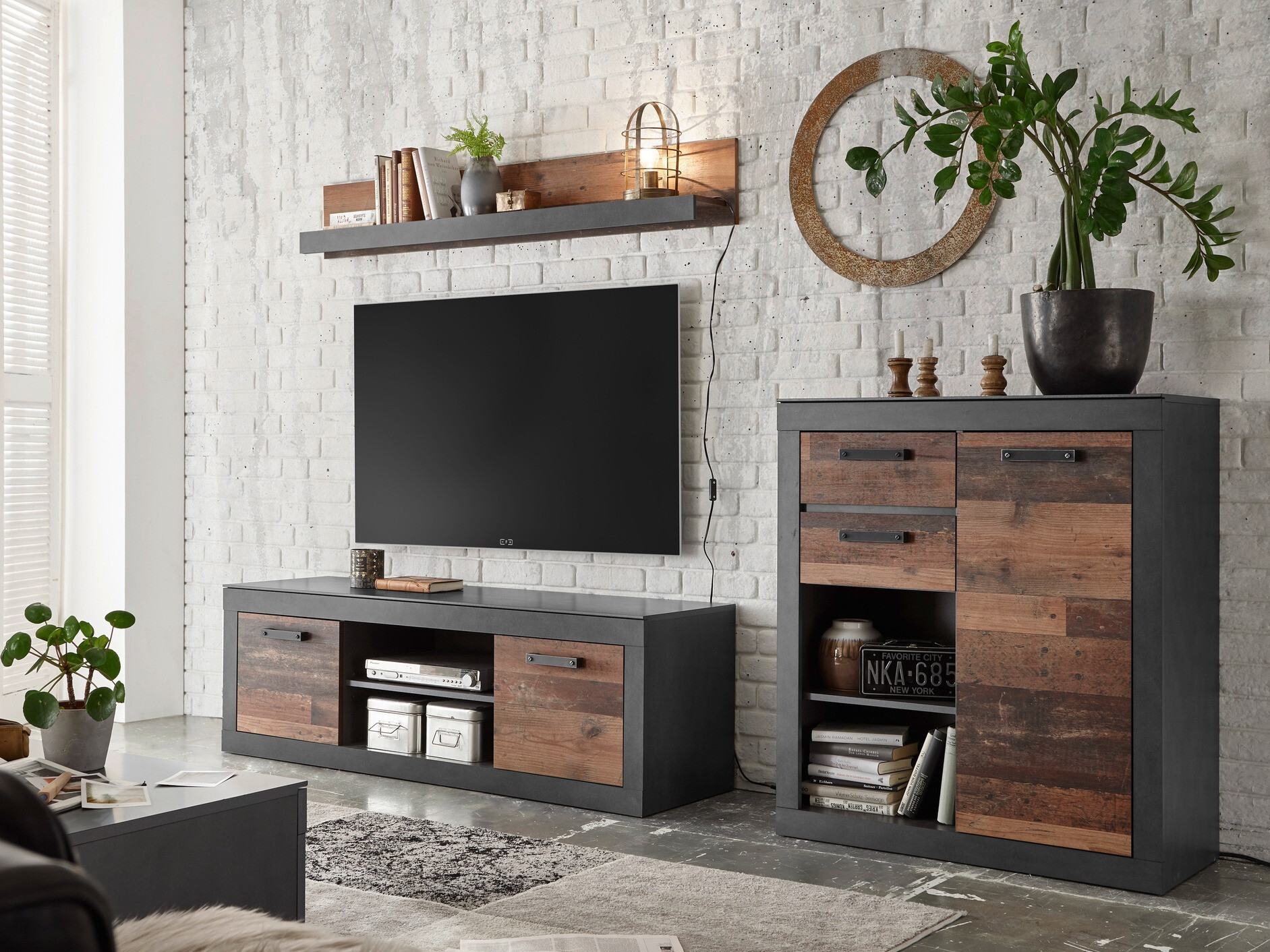 Vægreol Revlara 103