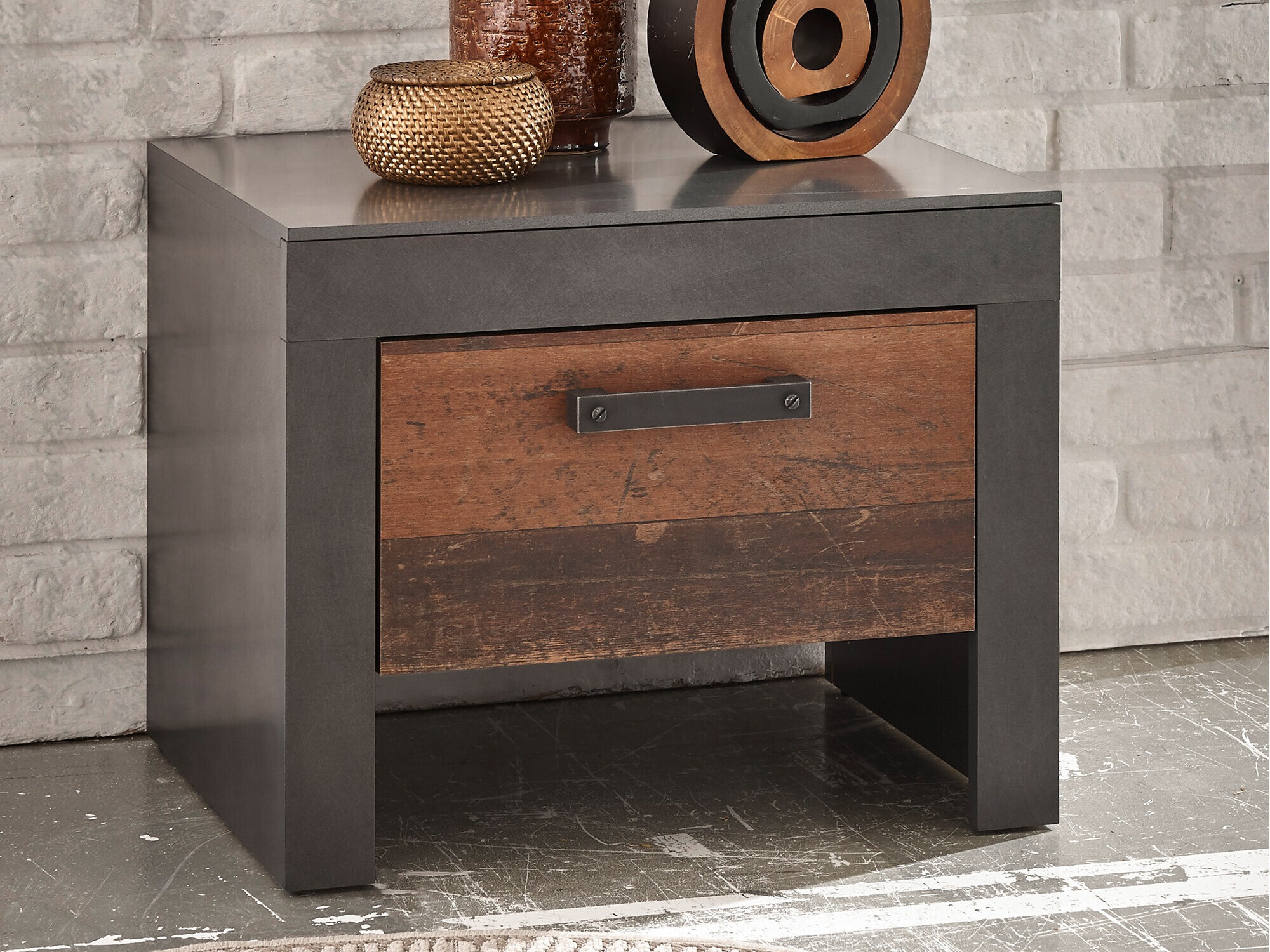 Sengebord Revlara 123