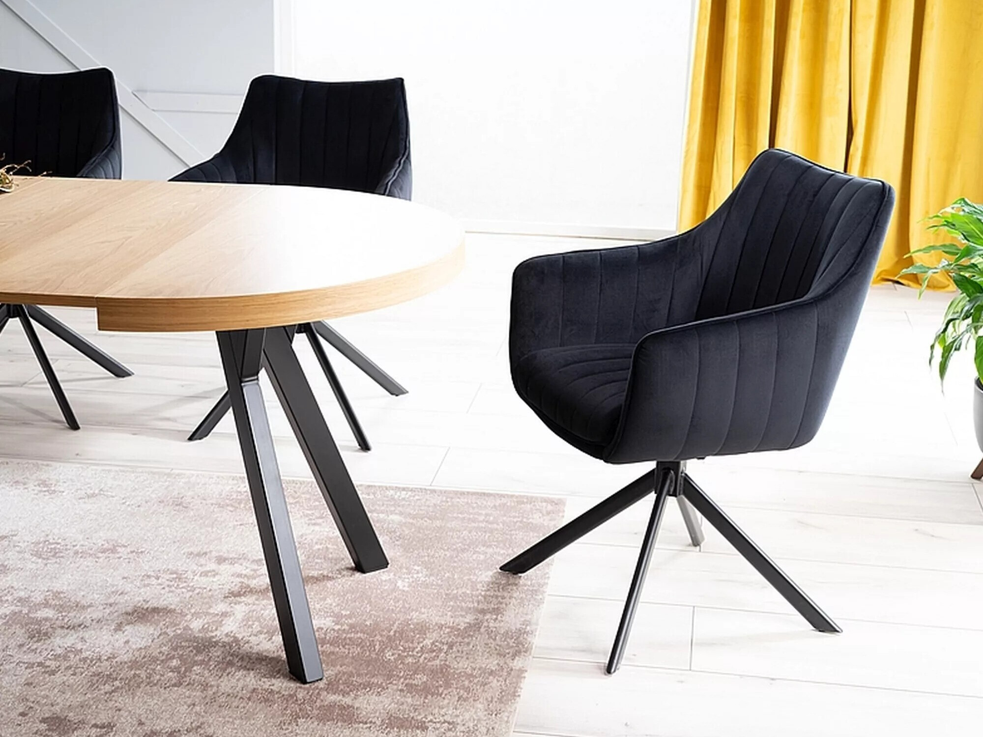 Stol Detroit 134 (Sort)