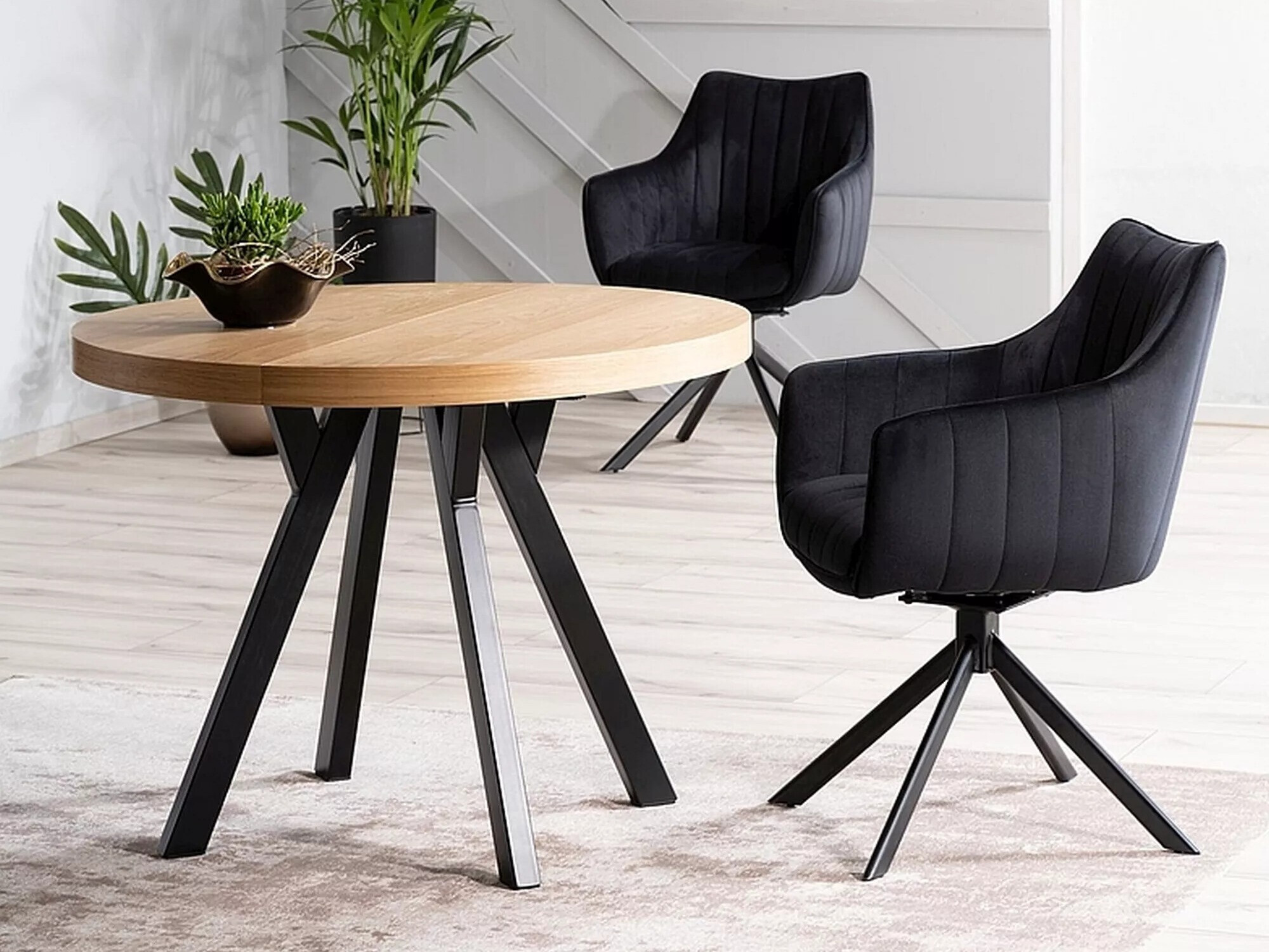 Stol Detroit 134 (Sort)