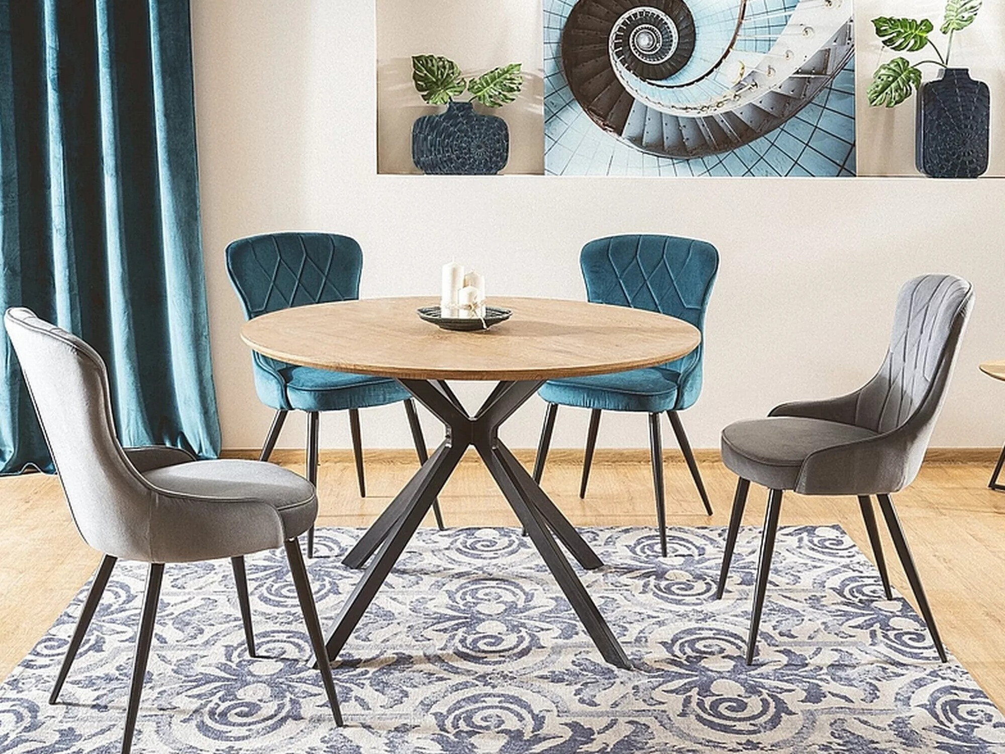 Bord Detroit 285 (Egetræ)