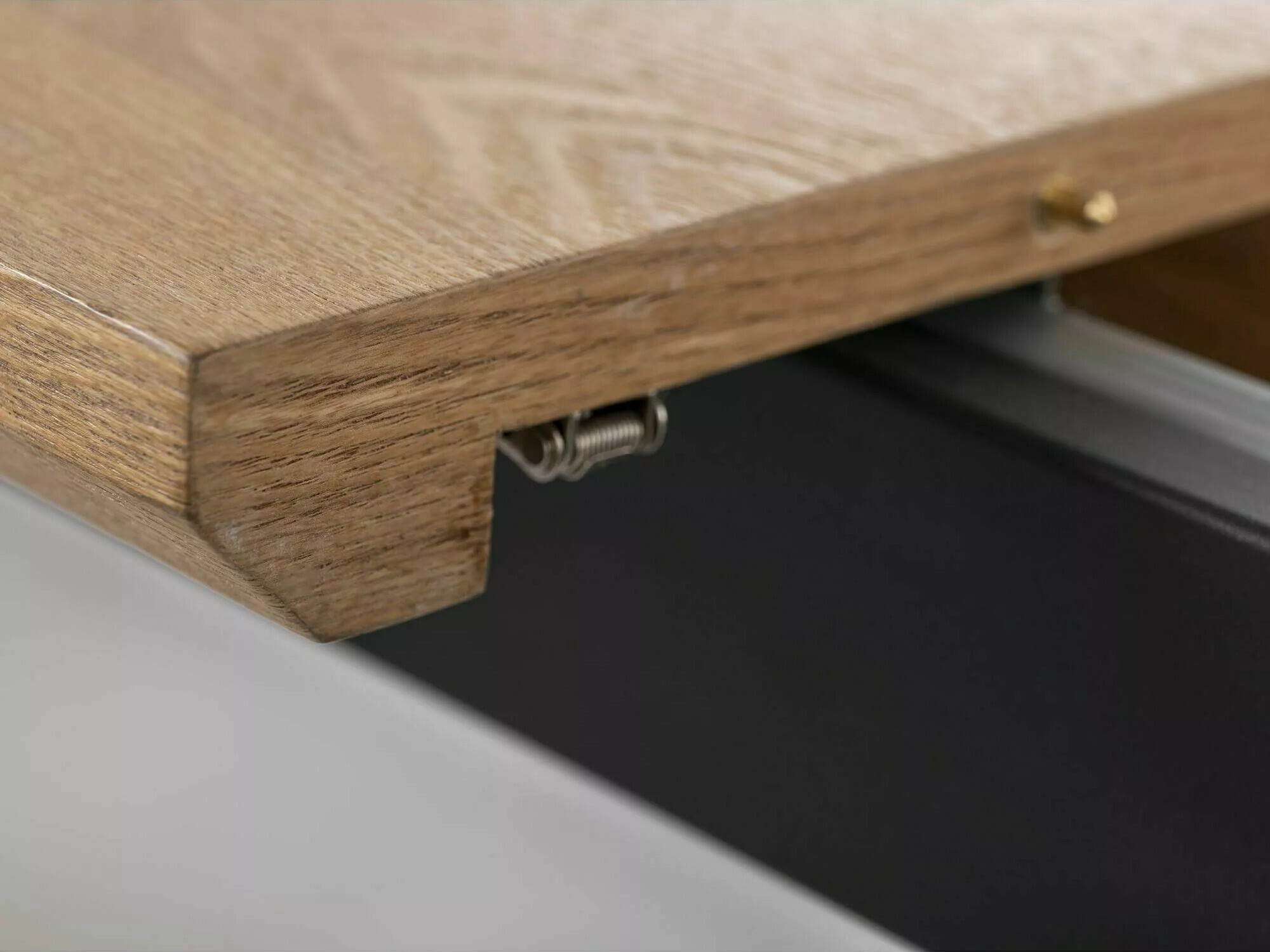 Bord Detroit 374 (Egetræ + Sort)