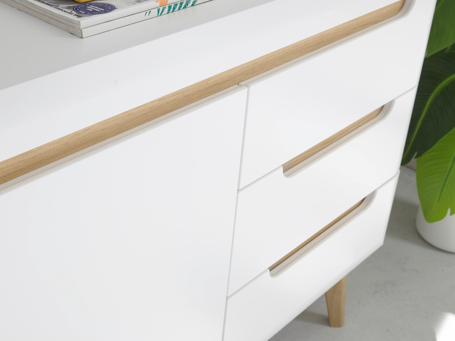 Kommode Vircava 104 (Hvid)