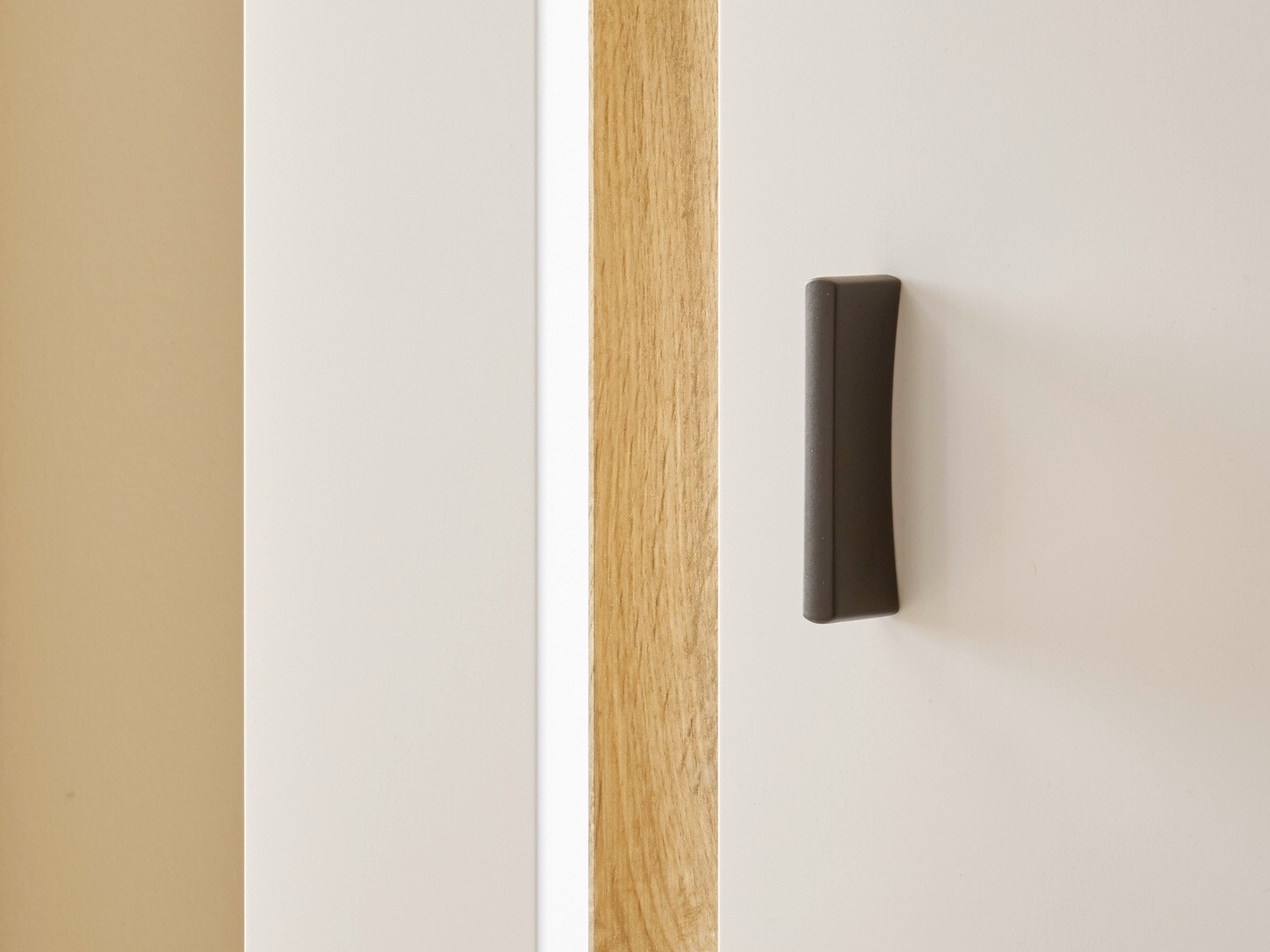 Reol Avimavi 100 (Hvid + Wotan eg)