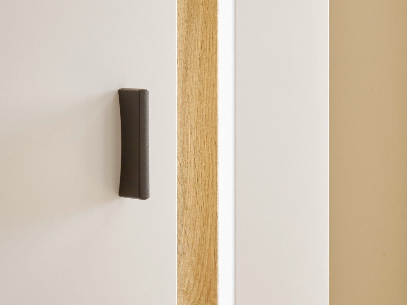 Reol Avimavi 103 (Hvid + Wotan eg)