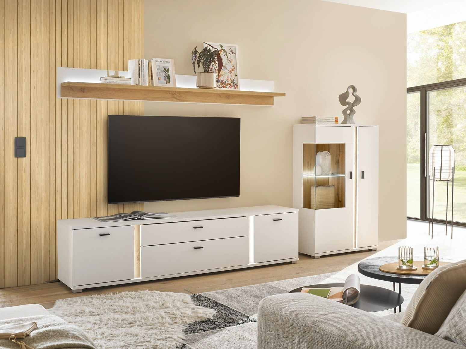 Skænk Avimavi 102 (Hvid + Wotan eg)