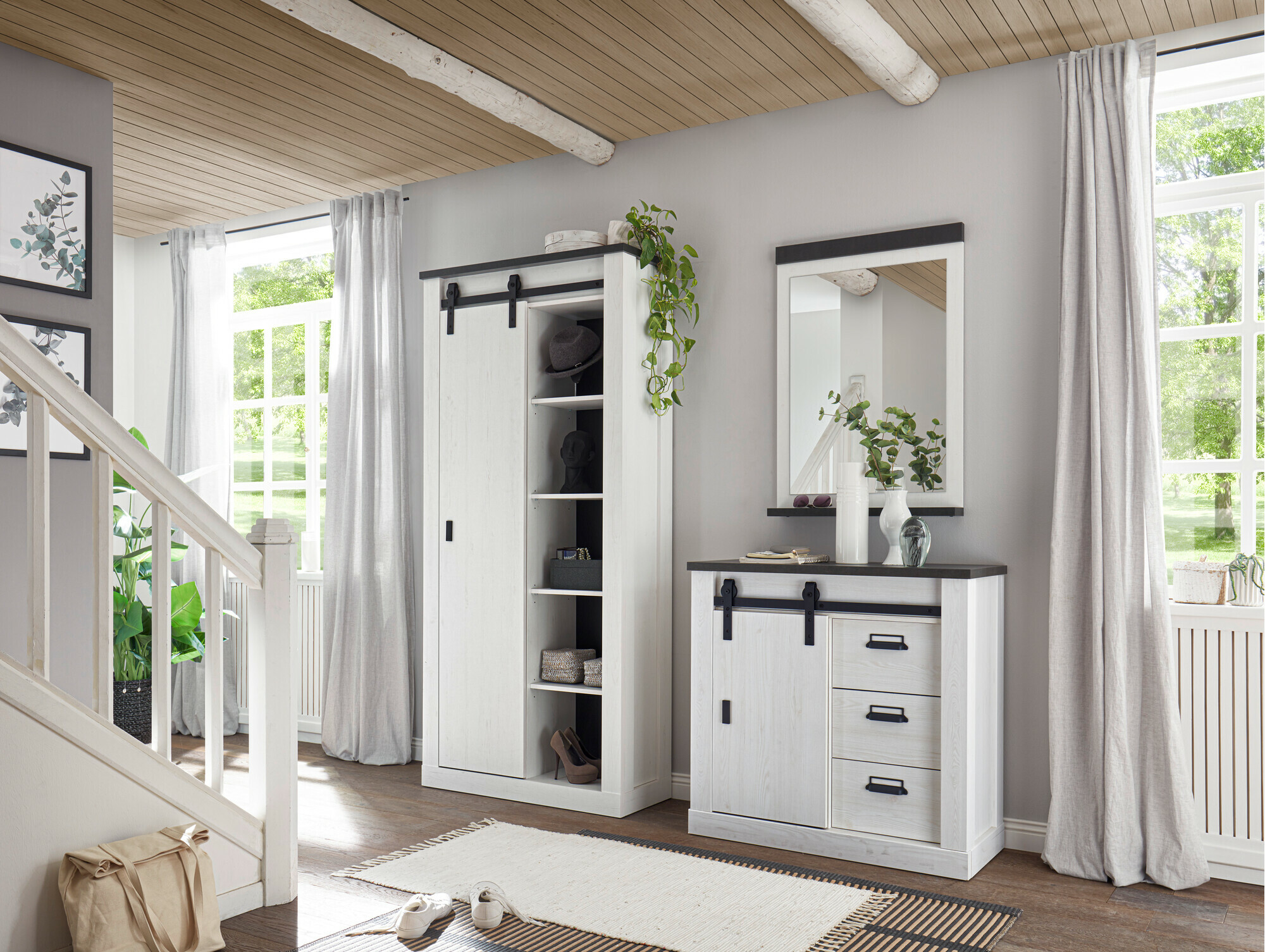 Entrésæt Cirtale 129 (Bleget fyrretræ + Antrahite)