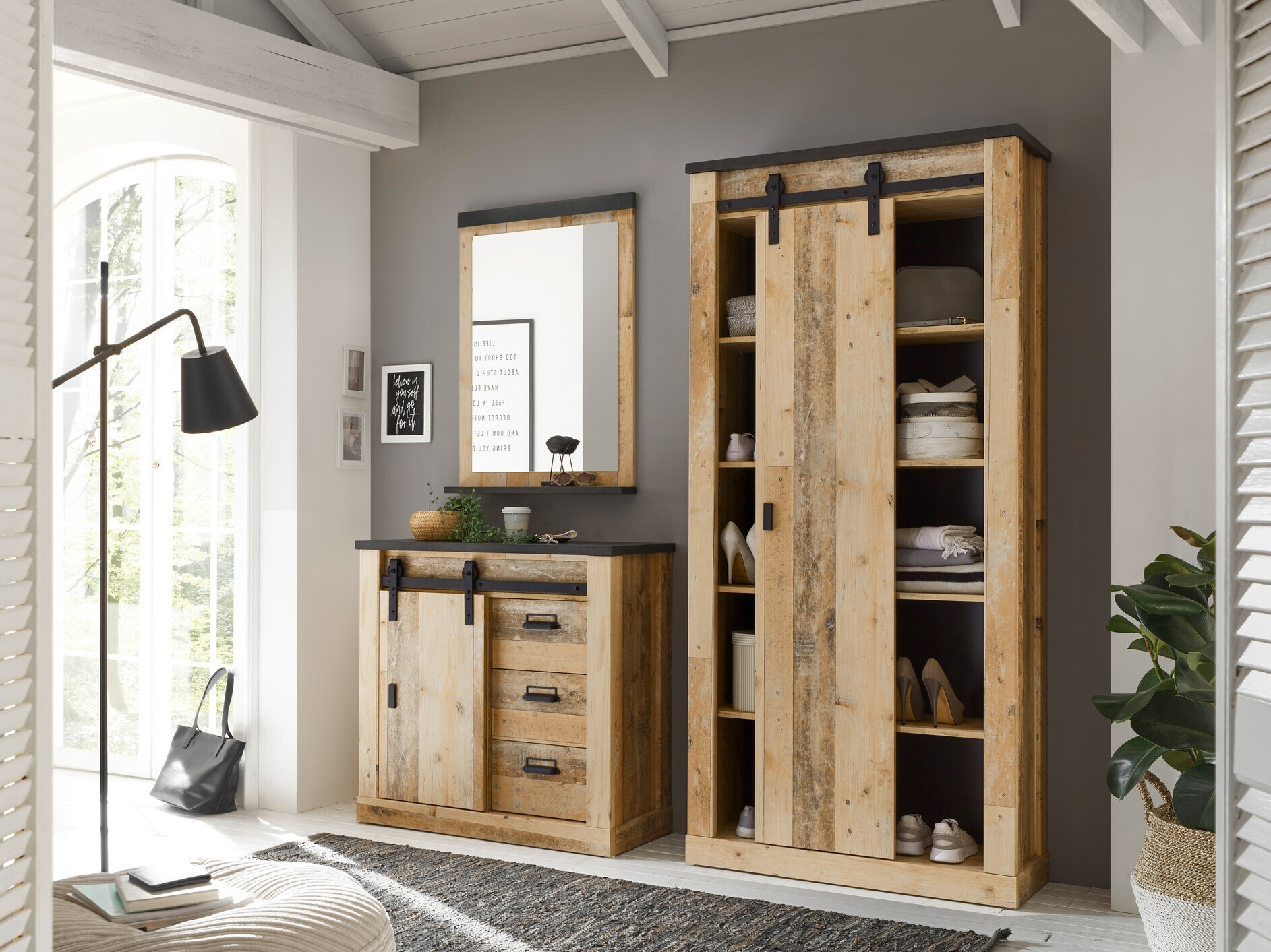 Entrésæt Cirtale 129 (Modnet træ + Antracit)