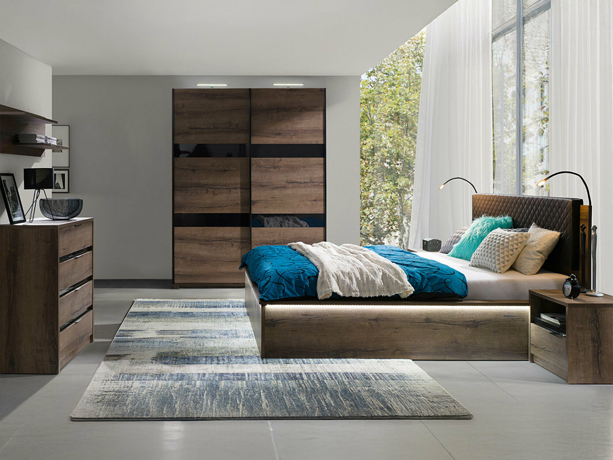 Soveværelsessæt Fivelbo 121 (Kloster eg + Blank sort)