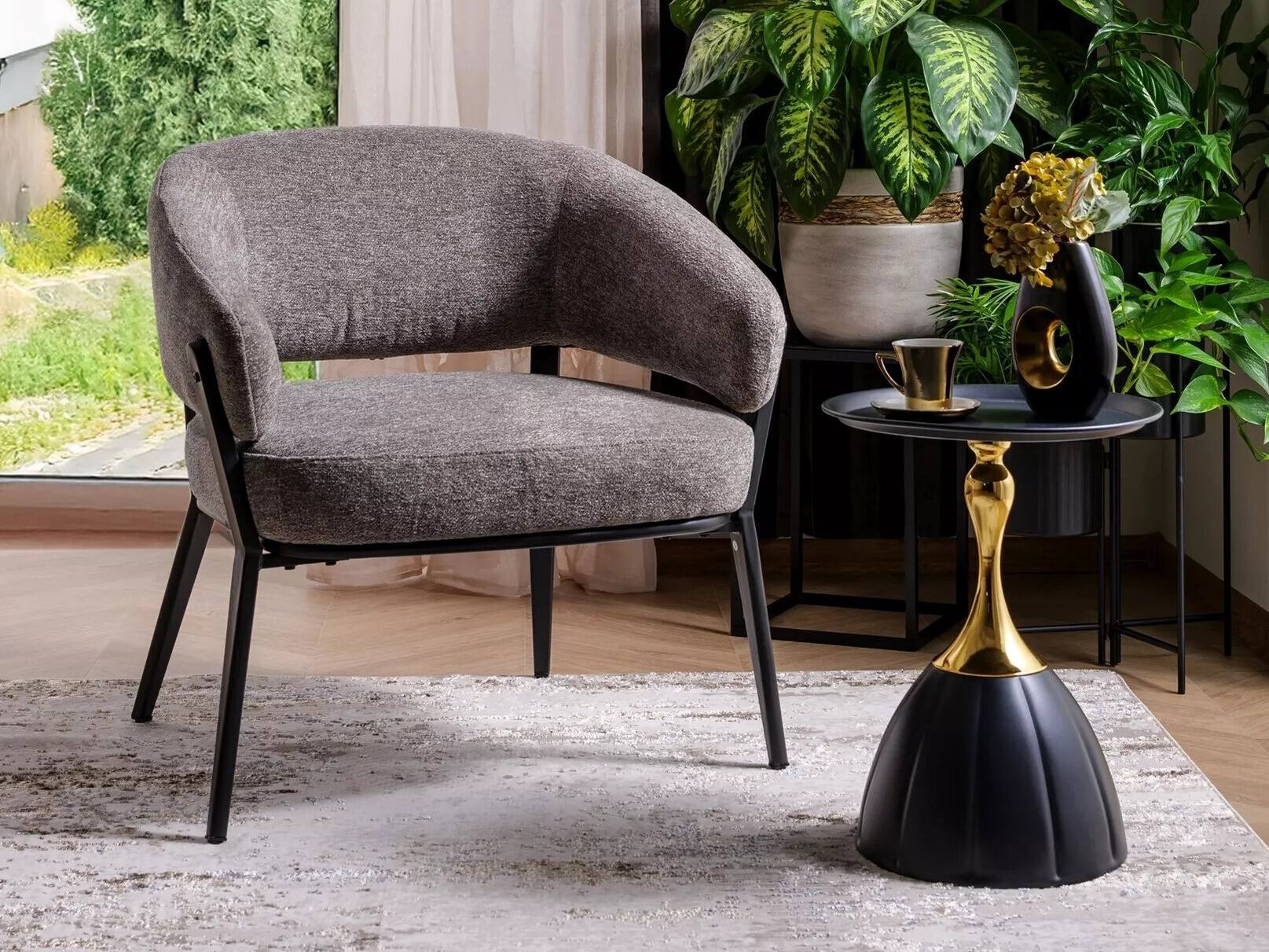 Sidebord Detroit 713 (Sort)