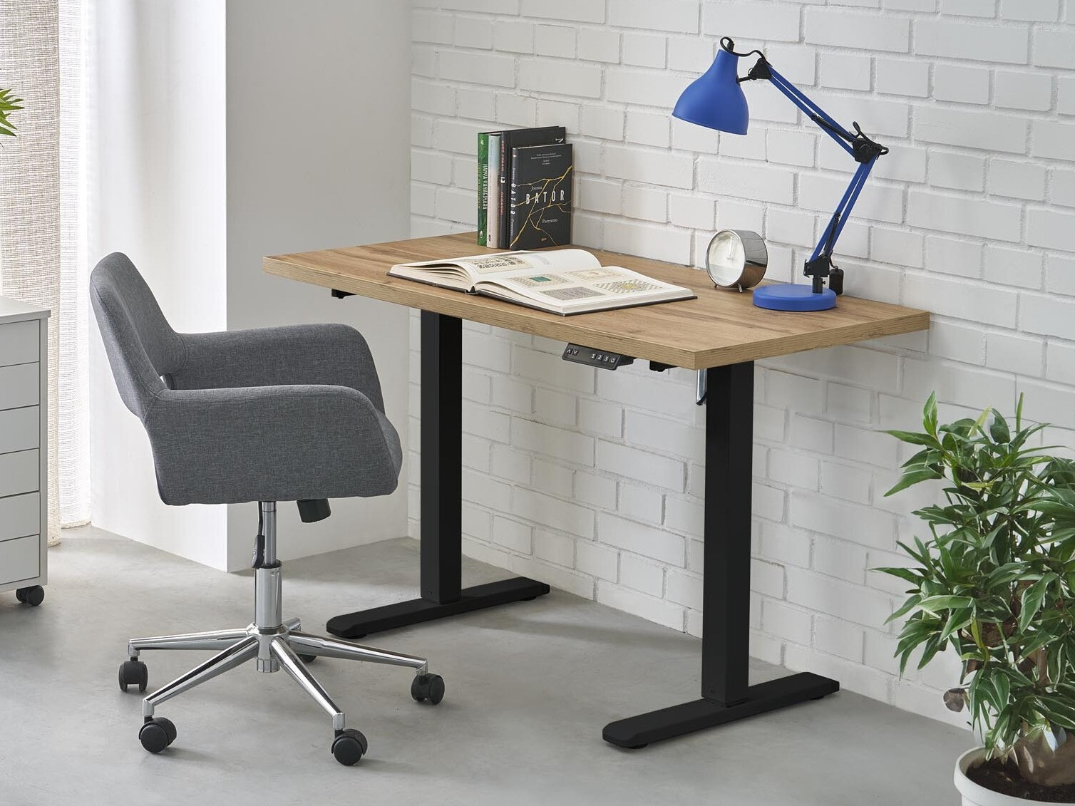 Hæve-sænkebord Houston 1942 (Artisan eg + Sort)