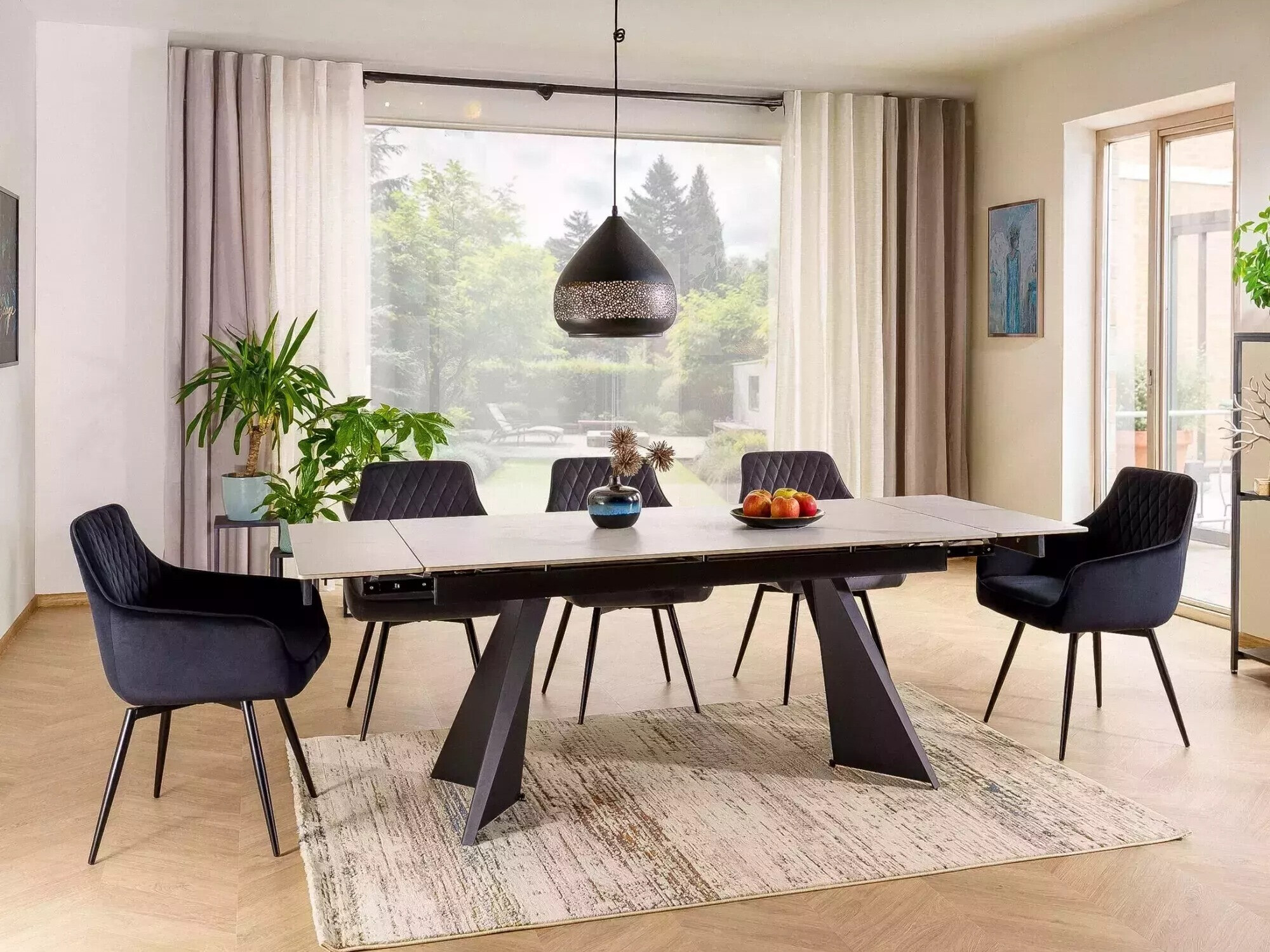 Stol Detroit 734 (Sort)