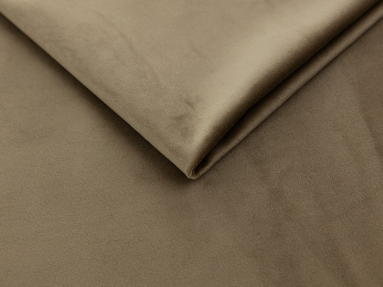 Lænestol Clovis 100 (Magic Velvet 2206)