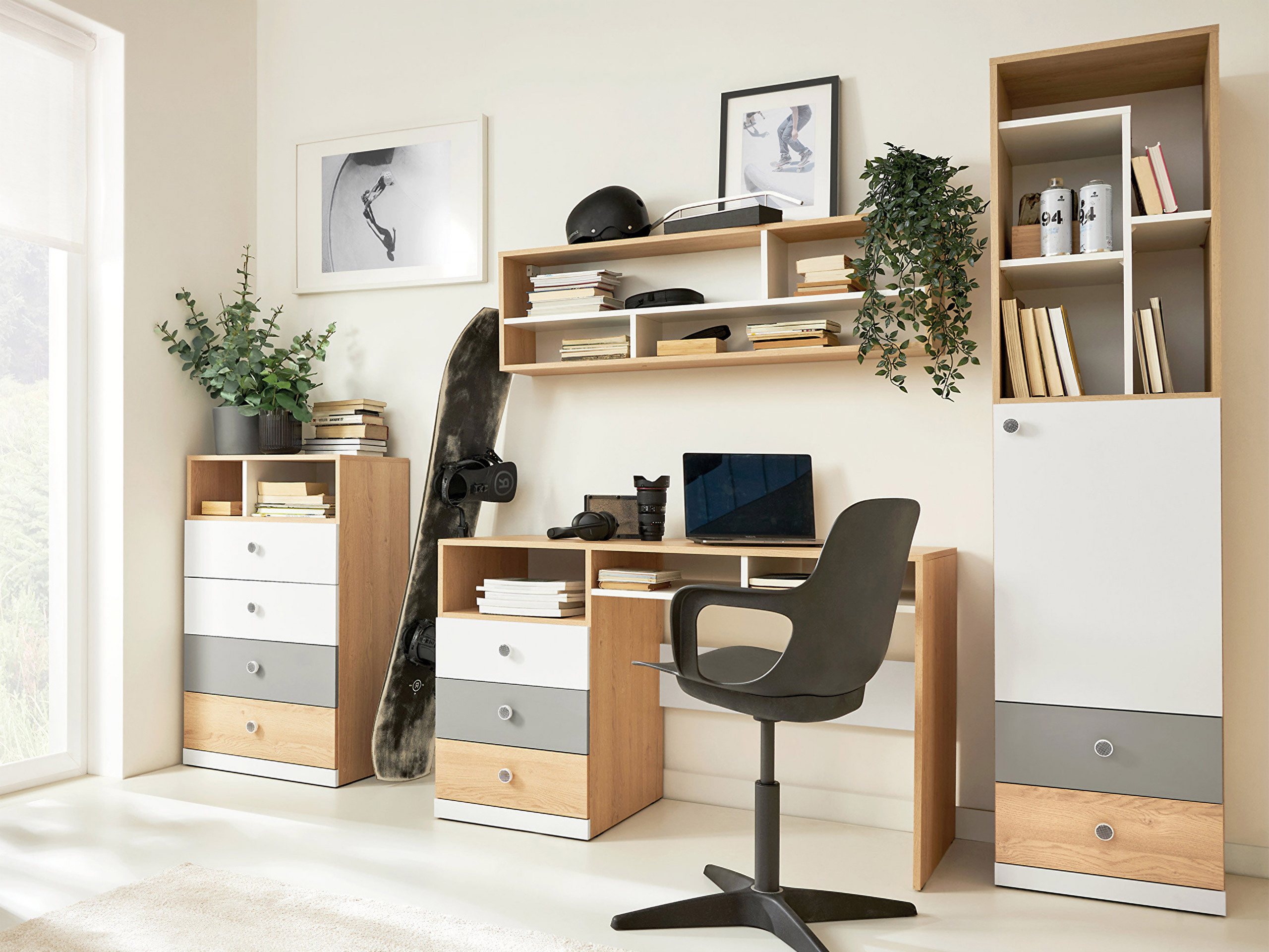 Skrivebord Tesmonu 107