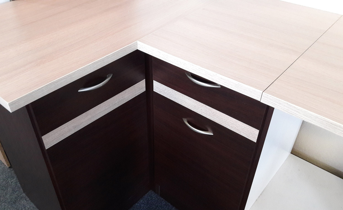 Modulhjørneskab Eli Dark 108